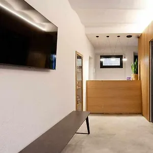 Velo Vern 3 Luxury Penthouse W Views Of Apartment
